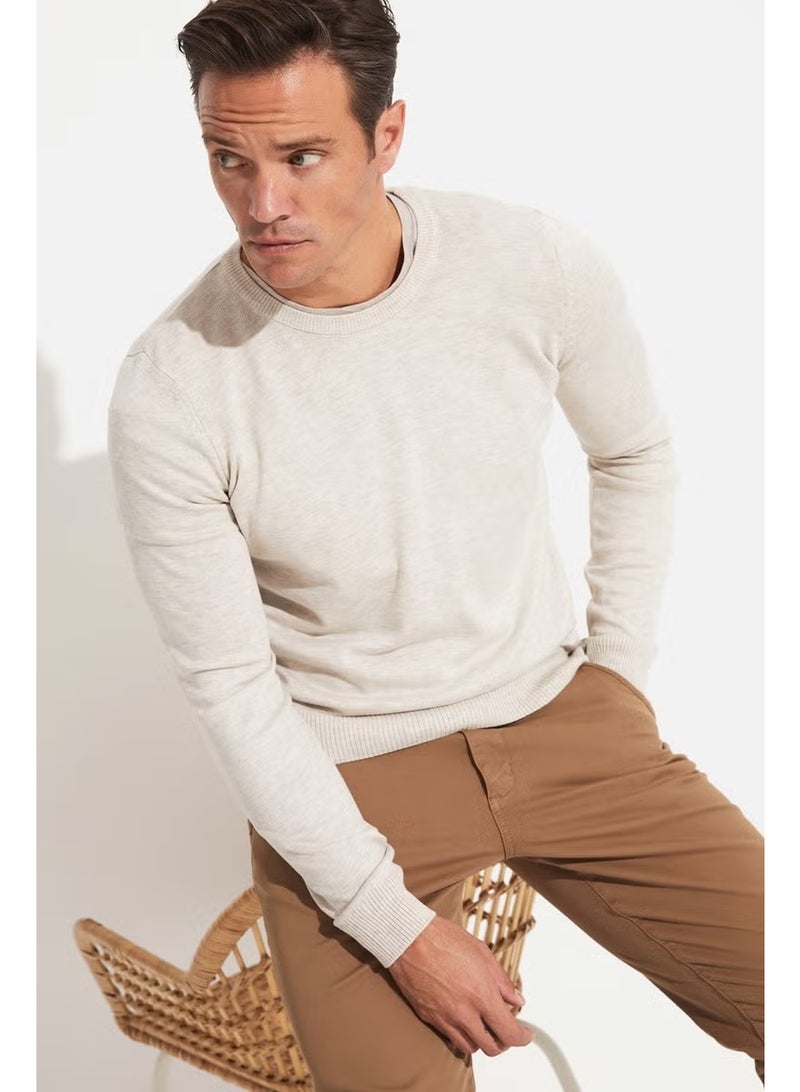 JUNE Men's Regular Fit Crew Neck Knitwear Sweater - Image 3